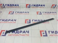 Уплотнитель стекла заднего правого Lada Vesta 8450007853