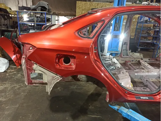 Крыло заднее правое Lada Vesta