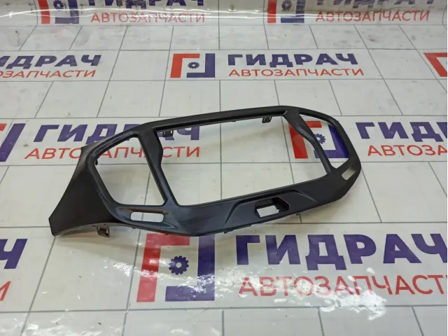 Рамка магнитолы Lada Vesta 8450007451