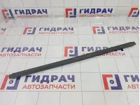 Уплотнитель стекла переднего правого Lada Vesta 8450007726