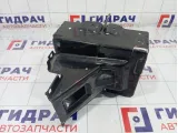 Кронштейн крепления аккумулятора (АКБ) Lada Vesta