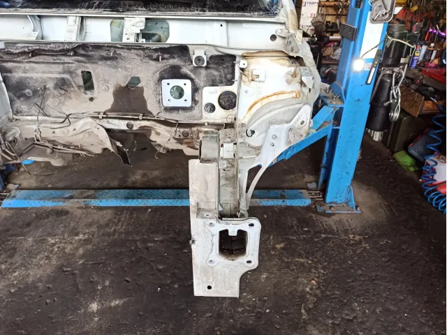 Лонжерон передний левый Lada Vesta