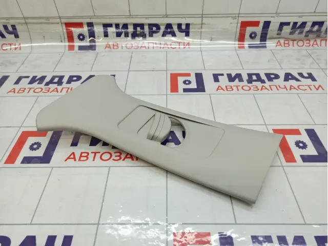 Обшивка стойки средней левой верхняя Lada Vesta 8450007556