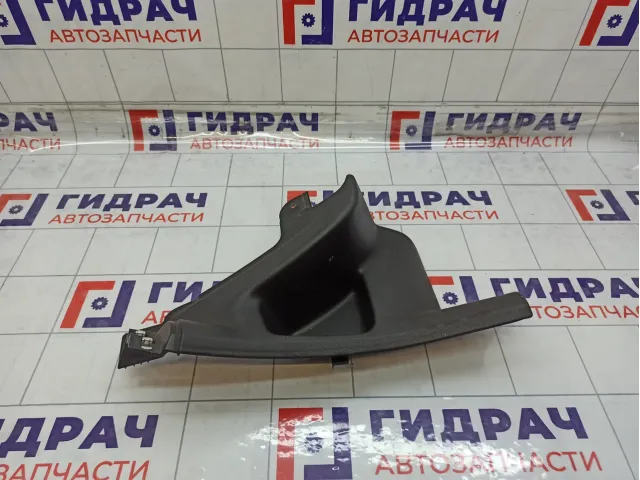 Накладка порога внутренняя задняя правая Lada Vesta 8450007255