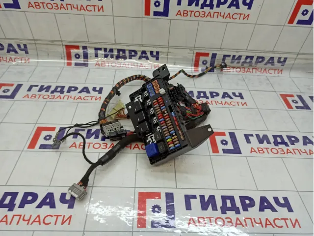 Блок предохранителей Lada Vesta 8450008415