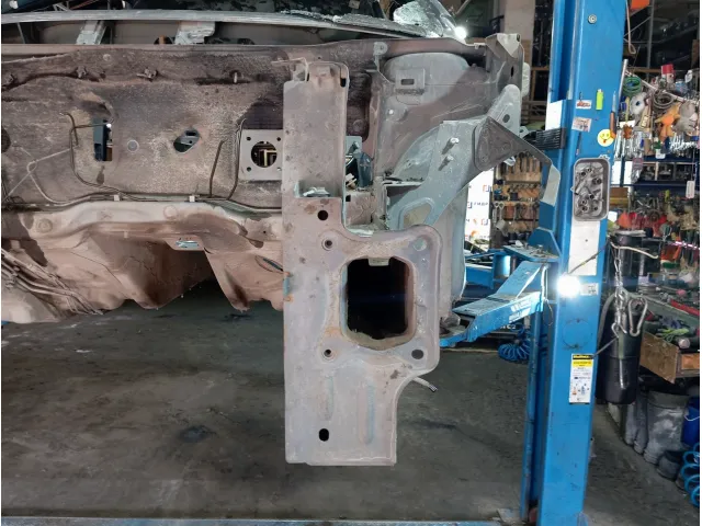 Лонжерон передний левый Lada Vesta