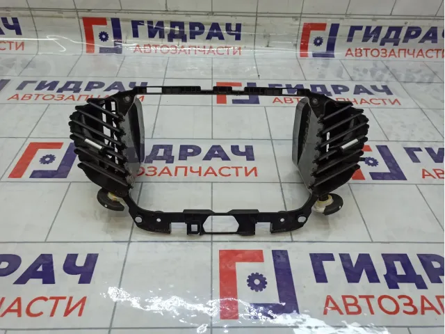 Дефлектор воздушный центральный Lada Vesta 8450007994