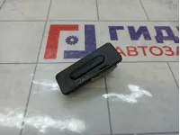 Кнопка открывания багажника Lada Vesta 906069264R