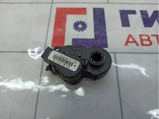 Моторчик заслонки отопителя (печки) Lada Vesta T1013034W