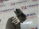 Резистор вентилятора радиатора Lada Vesta 255509263R