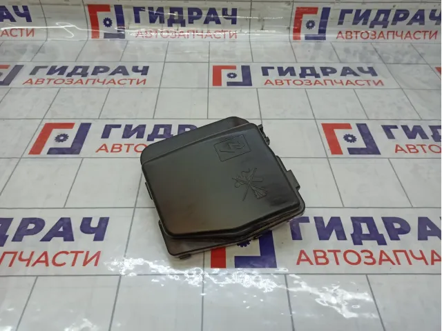 Крышка блока предохранителей Lada Vesta 243828894R