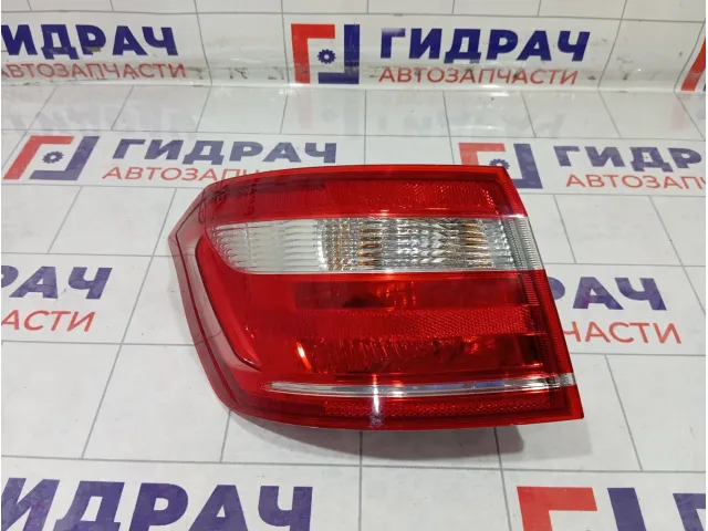 Фонарь задний наружный левый Lada Vesta Cross 8450006963