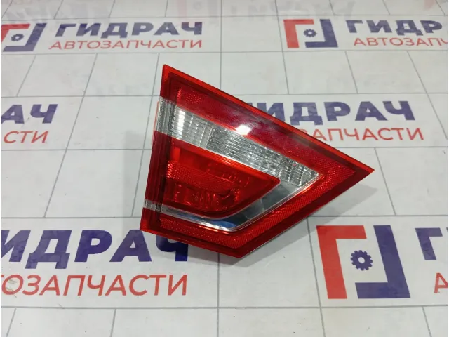 Фонарь задний внутренний левый Lada Vesta Cross 8450006965