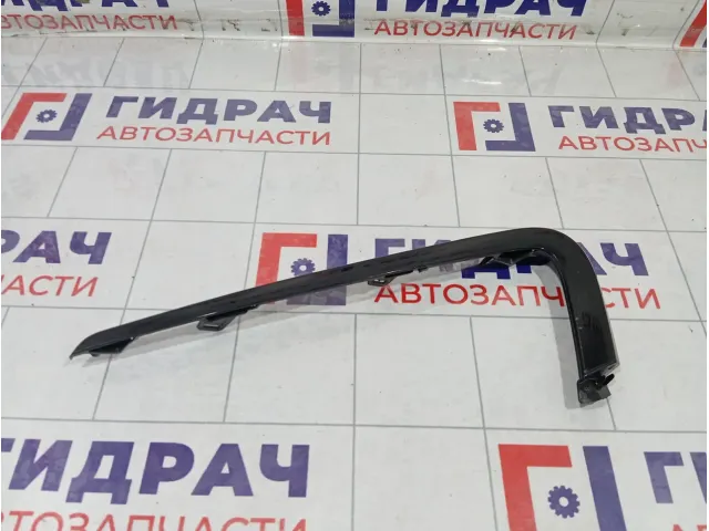 Накладка бампера передняя правая Lada Vesta Cross 8450031302