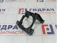 Кронштейн фары противотуманной правой Lada Vesta Cross 8450031008