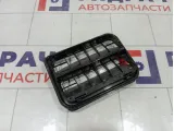 Решетка вентиляционная Lada Vesta Cross 7700838358