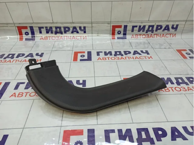 Обшивка двери багажника правая Lada Vesta Cross 8450007776