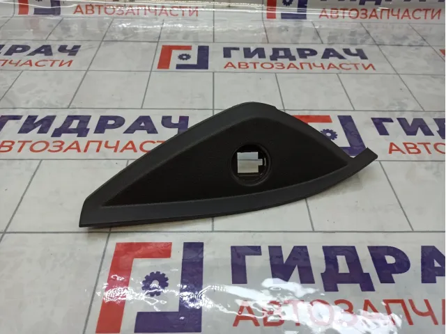 Накладка торпедо правая Lada Vesta Cross 8450006774