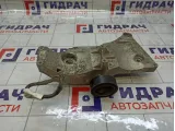 Кронштейн генератора Lada Vesta Cross 211291041132