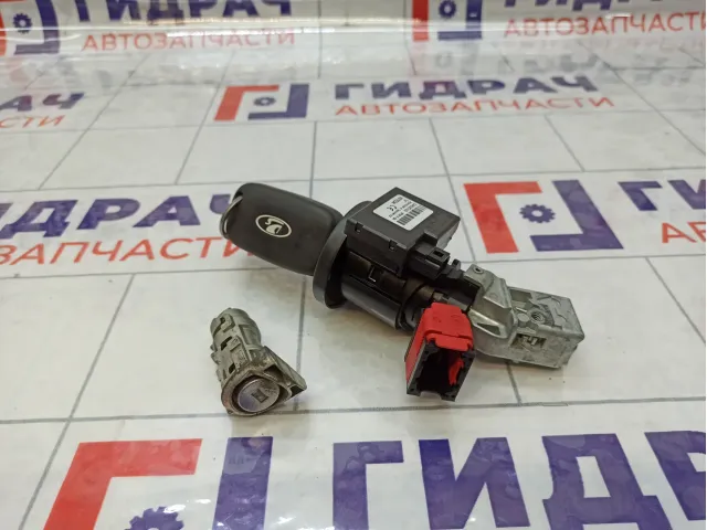 Замок зажигания Lada Vesta Cross