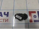 Моторчик заслонки отопителя Lada Vesta 8450039724