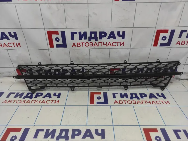 Решетка в бампер центральная Lada Vesta 8450006674