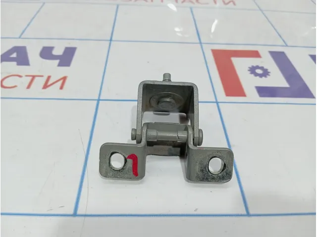 Петля двери багажника левая Lada Vesta 8450006143