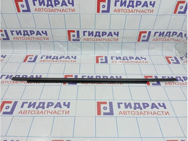 Накладка стекла заднего левого Lada Vesta 8450008399