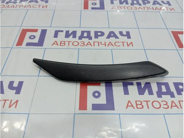 Накладка ручки внутренней левой Lada Vesta 8450007828