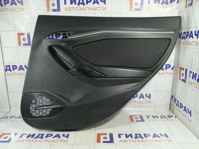 Обшивка двери задней правой Lada Vesta 8450006535