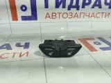 Кнопка обогрева сидений Lada Vesta 8450006926