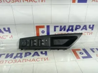 Блок управления стеклоподъемниками Lada Vesta 8450006933