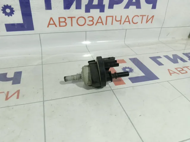 Клапан вентиляции топливного бака Lada Vesta 8200248821