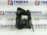 Кронштейн крепления аккумулятора (АКБ) Lada Vesta