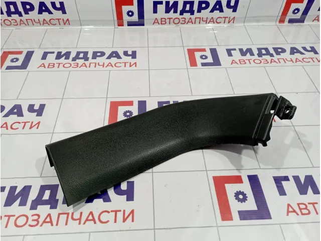 Обшивка двери багажника правая Lada Vesta 8450007776