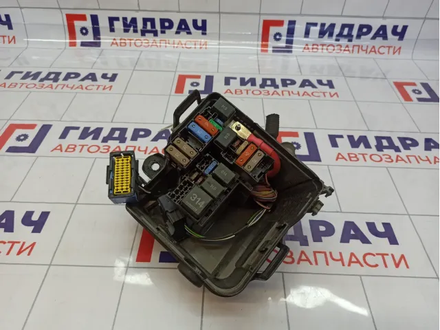 Блок предохранителей Lada Vesta