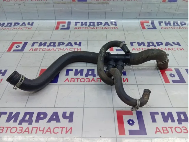 Патрубок радиатора Lada Vesta 8450038392