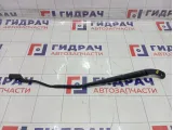 Поводок стеклоочистителя (Поводок дворника) правый Lada Vesta 8450030855