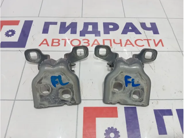 Петли двери передней левой Lada Vesta