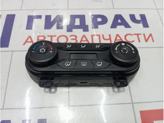 Блок управления климатической установкой Lada Vesta 8450007075