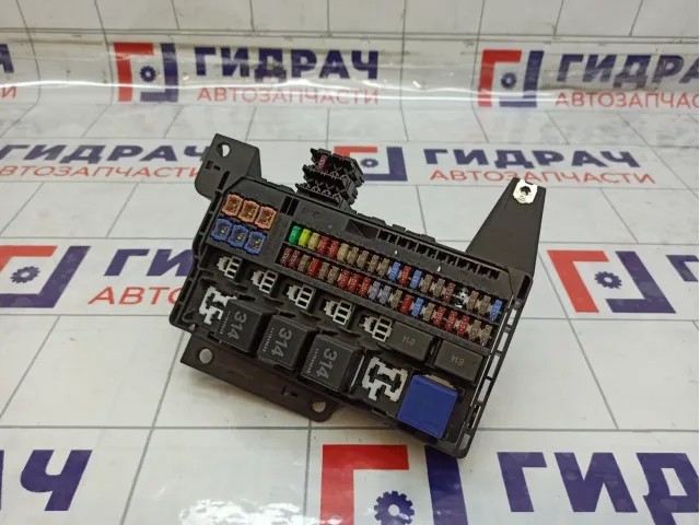 Блок предохранителей Lada Vesta