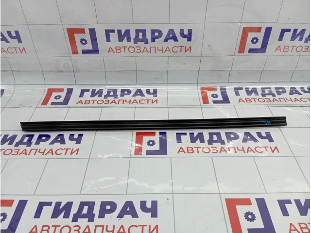 Уплотнитель стекла задней левой Lada Vesta