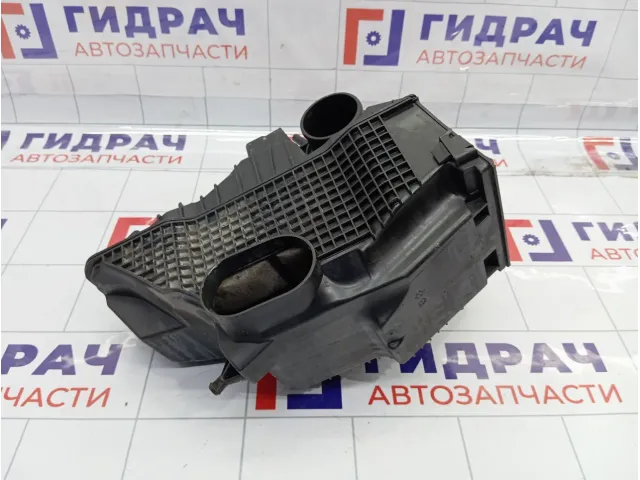 Корпус воздушного фильтра Lada Vesta 165000974R