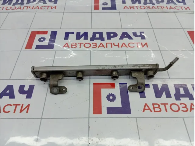 Топливная рампа (топливная рейка) Lada Vesta