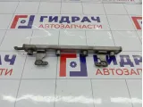 Топливная рампа (топливная рейка) Lada Vesta