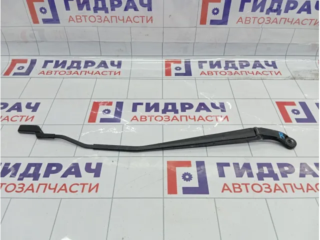 Поводок стеклоочистителя (Поводок дворника) передний правый Lada Vesta 8450008572