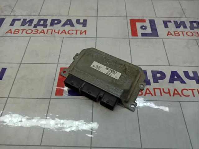 Блок управления двигателем Lada Vesta 237106049R