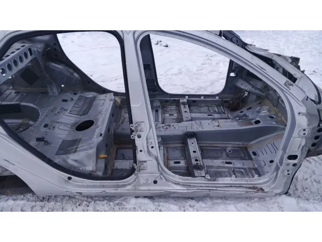 Порог со стойкой правый Lada Vesta