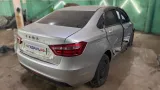 Автомобиль Lada Vesta  в разборе