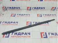 Накладка стекла переднего правого Lada Vesta 8450031736